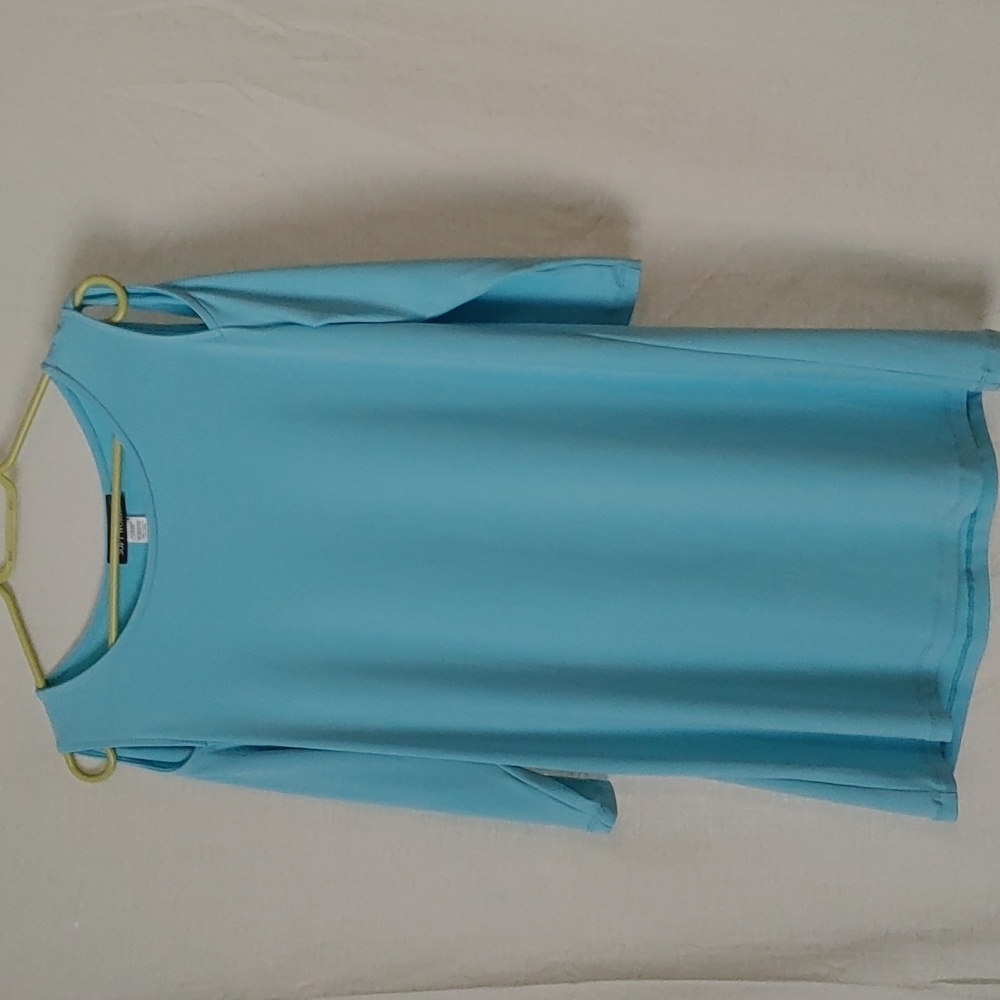 🌸Soft Works size large blouse